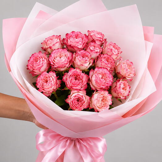 Garden Spray Rose Round Bouquet